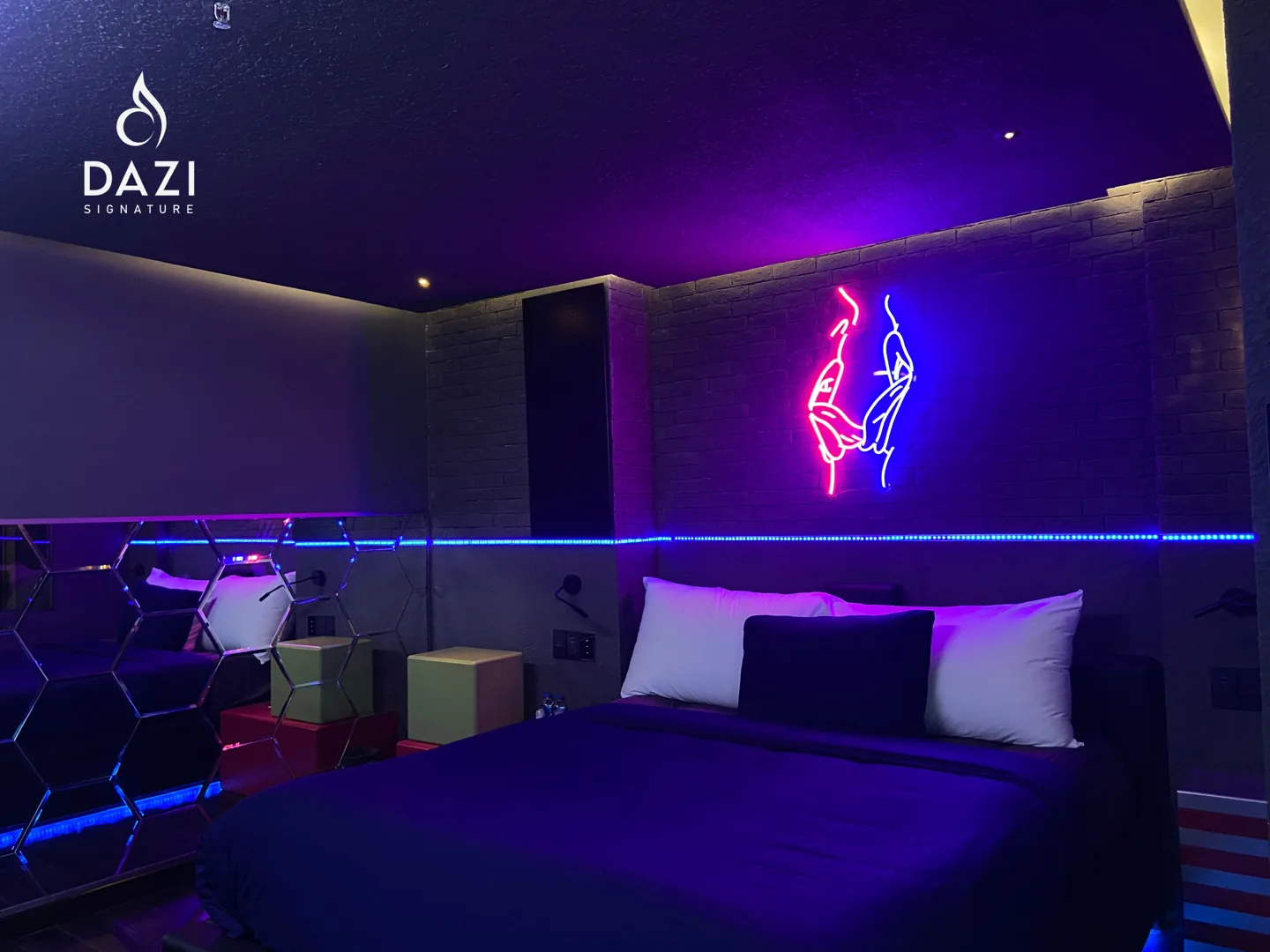 Neon Room tại Dazi Signature Ben Thanh